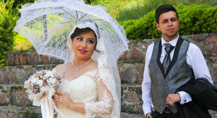 Will you marry me? But Turkish style! -